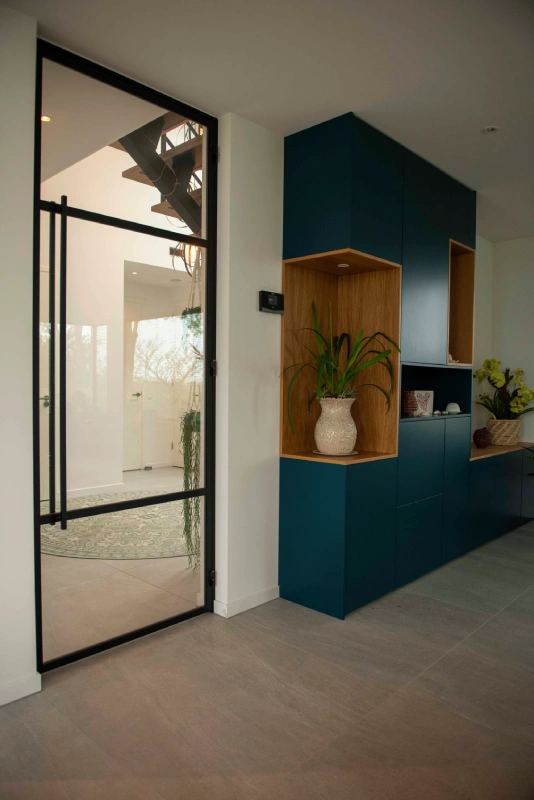 M. Tuinenbreijer Roelofarendsveen kast 2